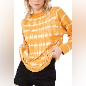 NWOT free people  long sleeve tie -dye tee shirt size Large color:neutral combo